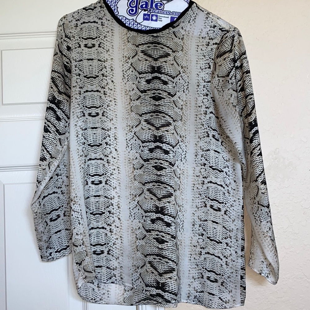 Woman’s Small Zara Snake Print Blouse